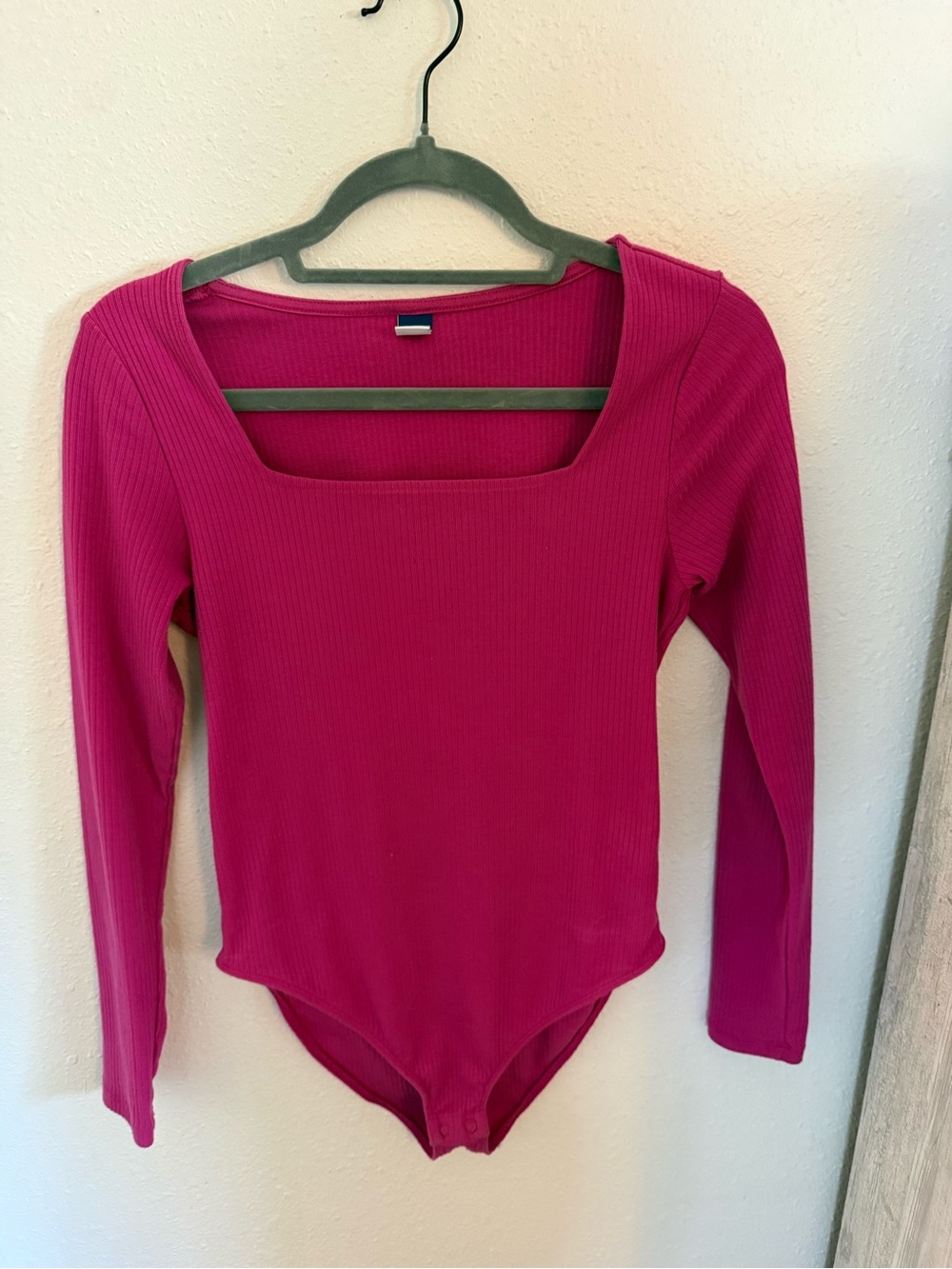 Old Navy Ribbed Square Neck Long Sleeve Bodysuit - Magenta